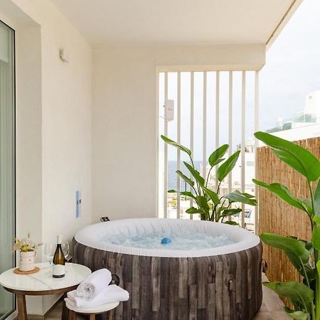 Apulialux Seaview Prestige Apt / Jacuzzi + Parking Apartment Polignano a Mare Ngoại thất bức ảnh